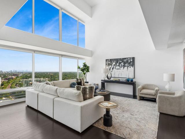 1720 Maple Avenue # 2710