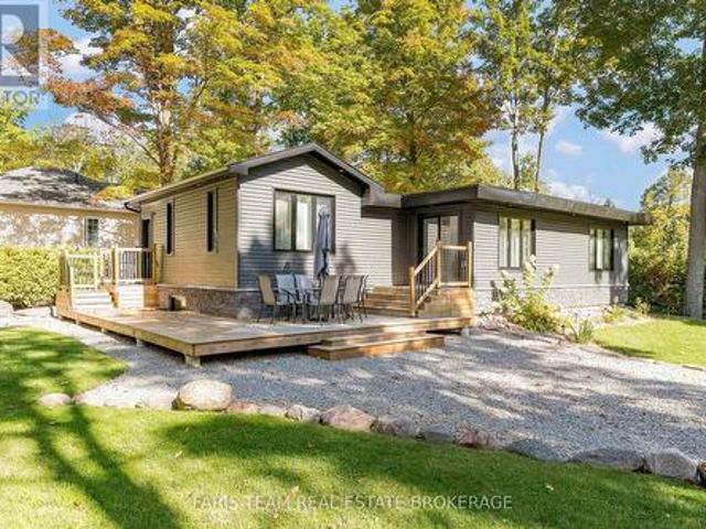 1720 Tay Point Road, Penetanguishene, ON, L9M 1X7 house for sale | Listing ID S13641 | Royal LePage
