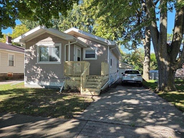 1721 Mershon St, Saginaw, MI 48602