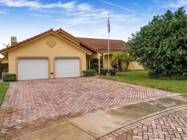 1721 NW 96th Ave, Plantation, FL 33322 MLS F10550956