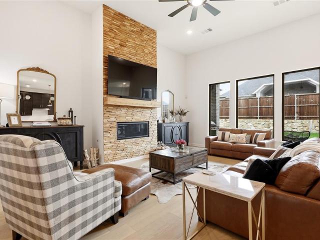 1721 Salvatore Ln, Rockwall, TX 75032 | MLS #21235