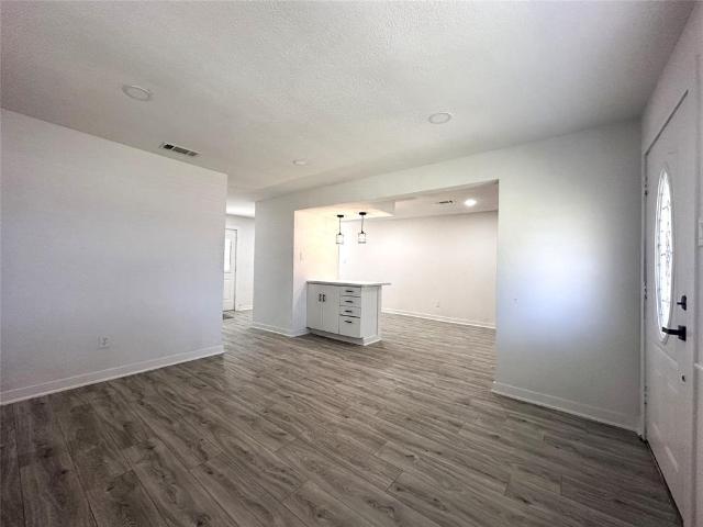 1722 Hillcrest St, Mesquite, TX 75149 | MLS #21252