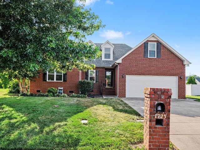 1723 Tradewinds Trl