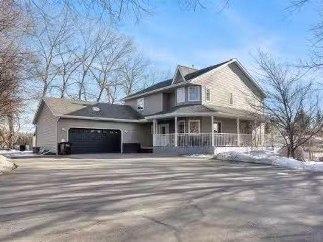 172 52216 Range Road 233, Rural Strathcona County, AB, T8B 1C9.