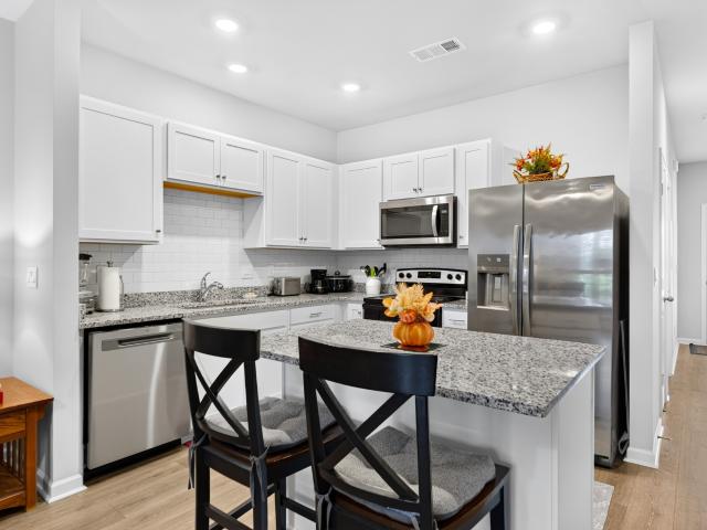 172 Cecil Rd