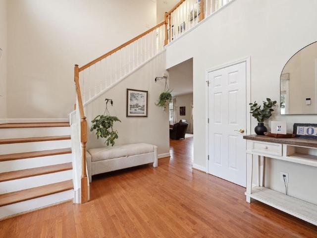 172 Glebe Ln
