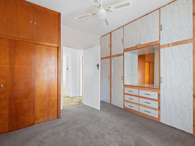 172 KINGHORNE STREET