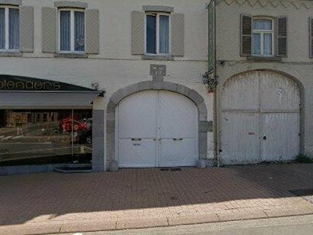 172 m2 apartment for rent in Hoeselt