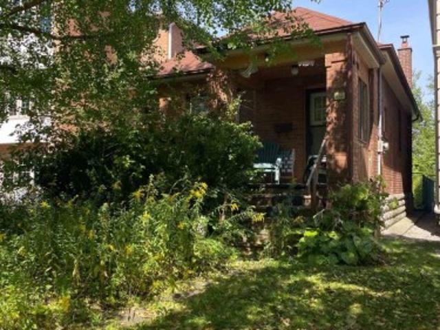 172 Roslin Avenue, Toronto, ON, M4N 1Z6 house for sale | Listing ID C13758 | Royal LePage