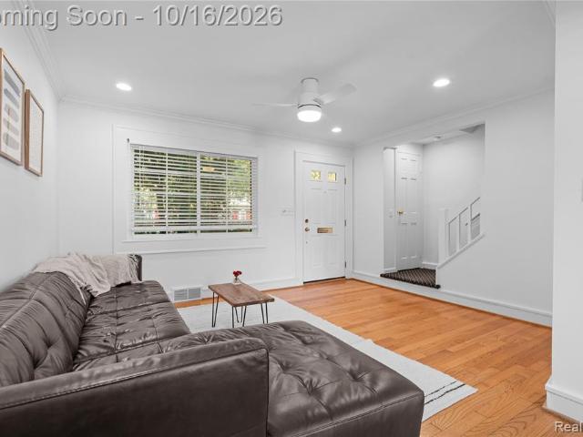 1734 Graefield Road