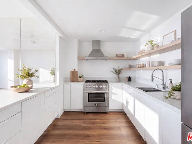 17350 W Sunset Boulevard 703C