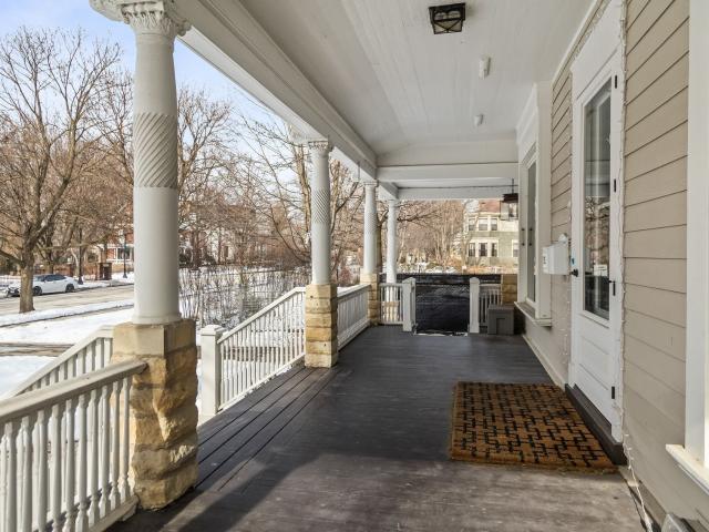 1735 Asbury Avenue, Evanston, US, IL