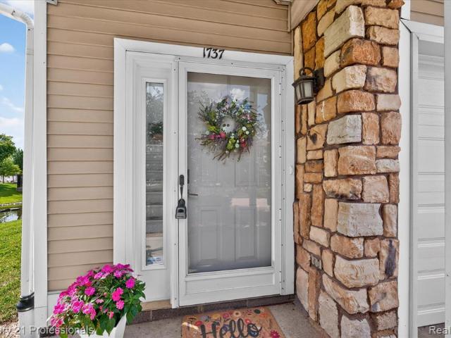 1737 Coburn Court
