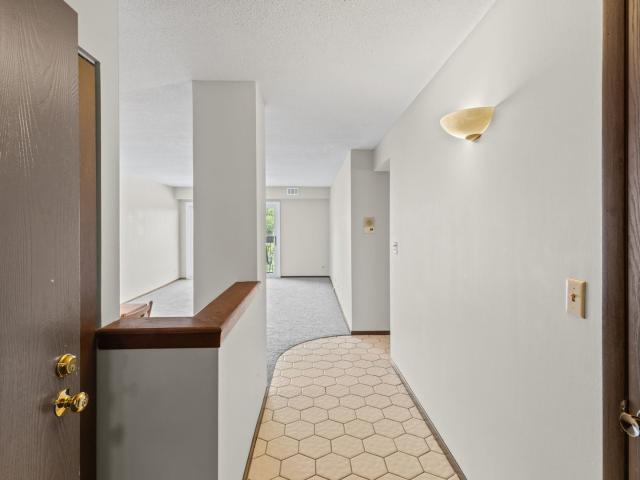 1738 Chicago Avenue # 803