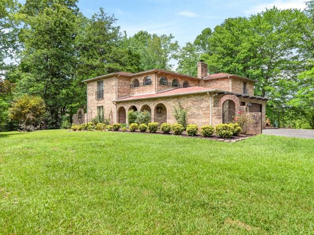 1738 Heathrow Drive