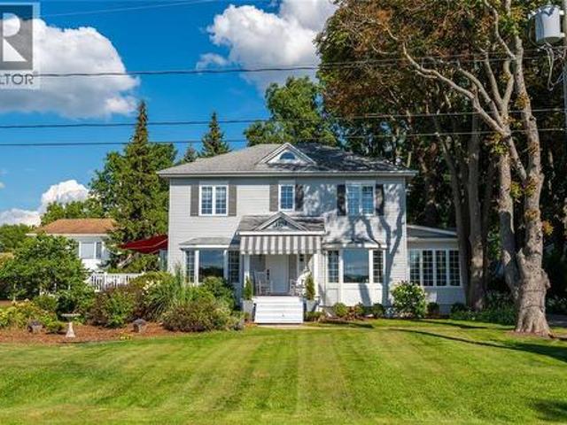 1738 St Clair Parkway South, St Clair, ON, N0N 1H0 house for sale | Listing ID 26018 | Royal LePage