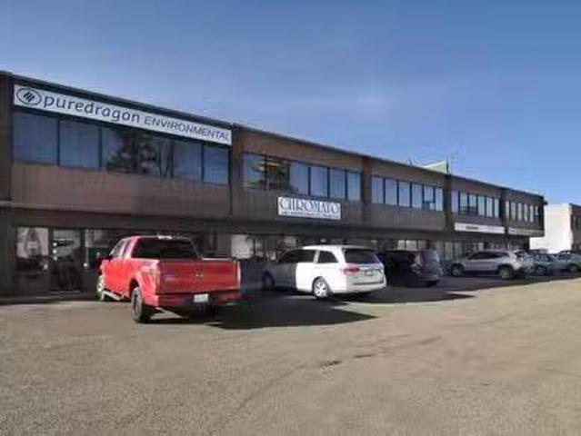 17391 17391, 17391 108 Ave Nw, Edmonton, AB, T5S 1G2 commerc.