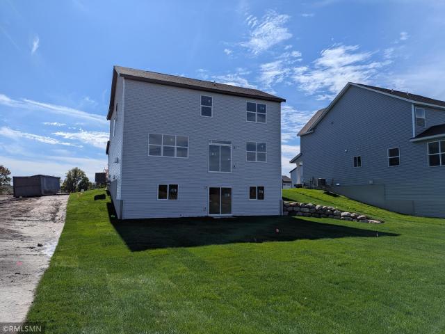 1739 Meadows Drive NE