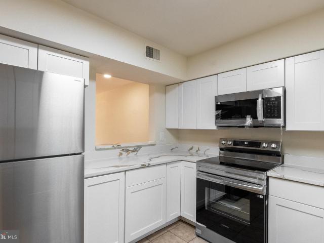 1739 Countrywood Ct, Landover, MD 20785 | MLS #MDPG2184