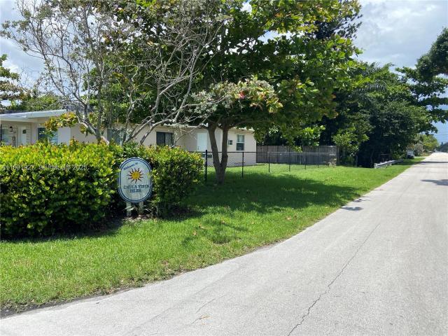 1739 SW 28th Ter, Fort Lauderdale, FL 33312 | MLS #A11601