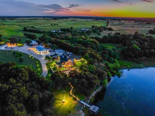 17309 N Highway 6, Valley Mills, TX 76689