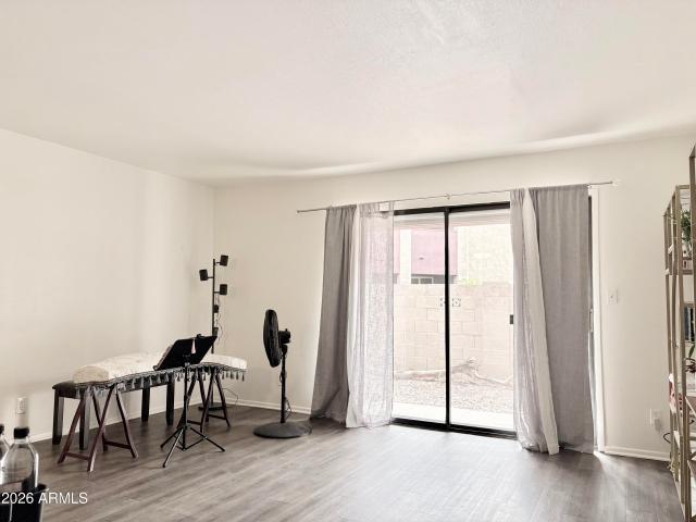 1730 W EMELITA Avenue # 1006