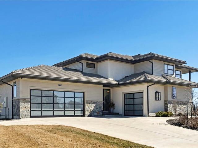 17329 Larsen St, Overland Park, KS 66221 | MLS #2609