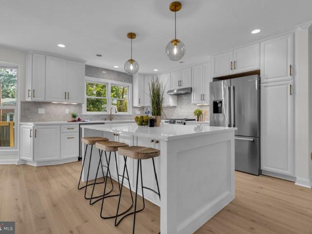 1733 Dogwood Drive
