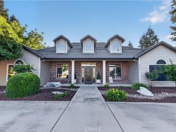 1733 Komos Court