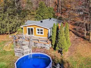 1733Z Mtée Harwood, Saint Lazare, QC, J7T 2N3 house for sale.