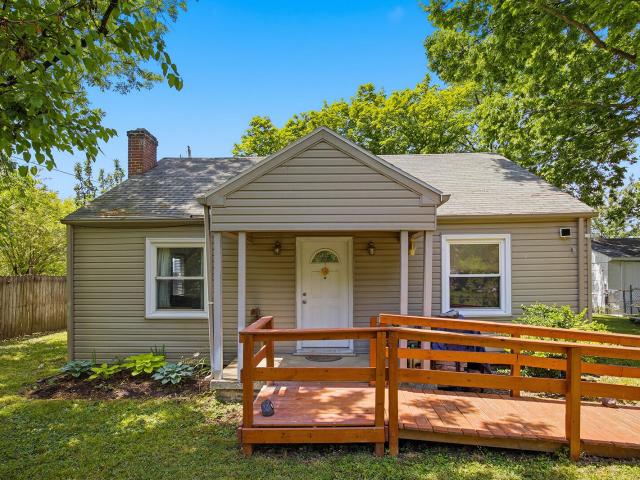173 1/2 E Main Street