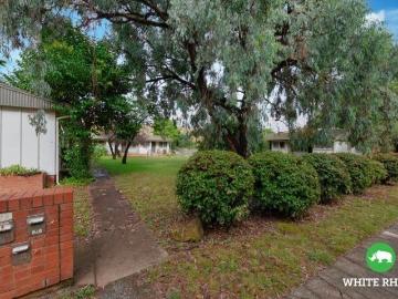 Queanbeyan, Greater Queanbeyan - Equipped kitchen
