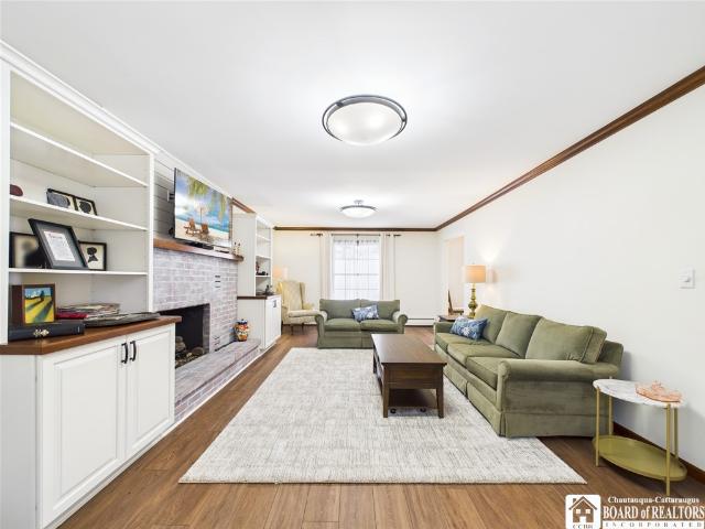 173 Barden Brook
