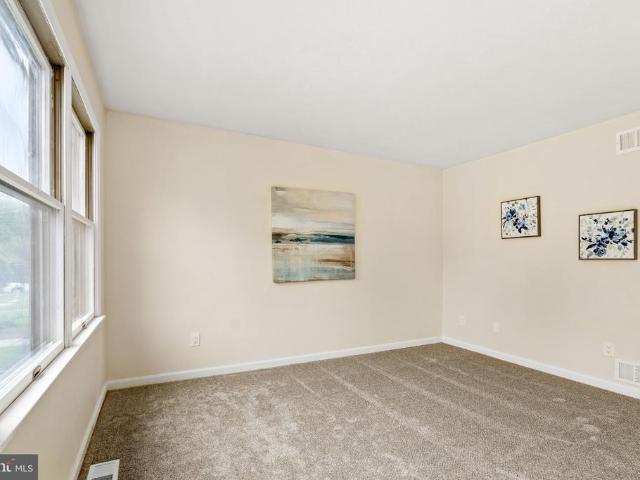 173 E Village Road