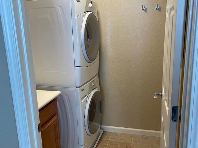 173 Heligan Ln 2