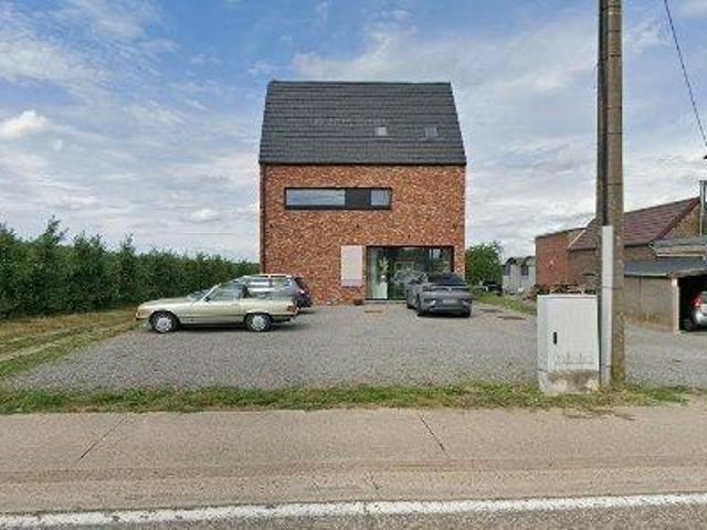 173 m2 apartment for rent in Geetbets