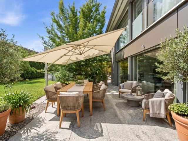173 M² WOHNFLÄCHE: 6.5 ZIMMER REIHENEINFAMILIENHAUS AN DER KLEINEN EMME