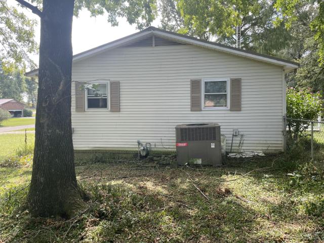 173 Whispering Oaks Loop