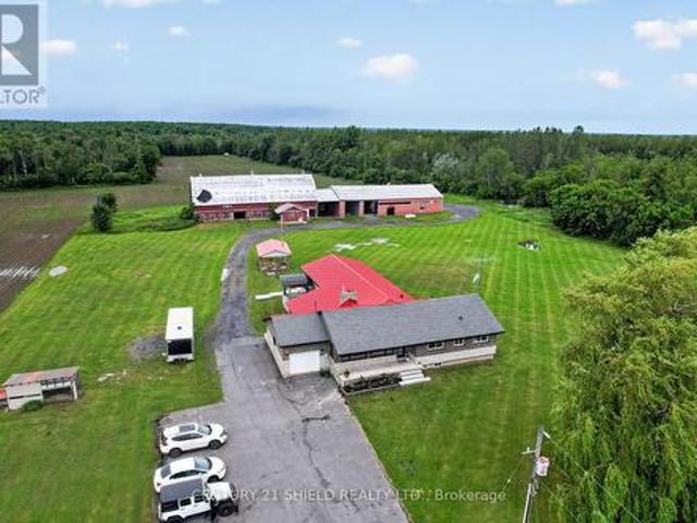17441 Mcphail Road, South Stormont, ON, K0C 2A0 house for sale | Listing ID X13772 | Royal LePage