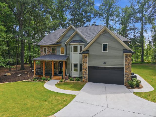1744 Spring Lily Lane