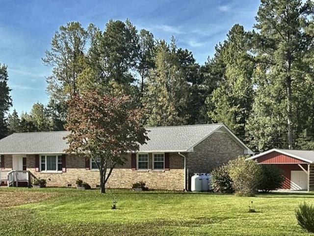 17450 Mill Run Ln, Bowling Green, VA 22427