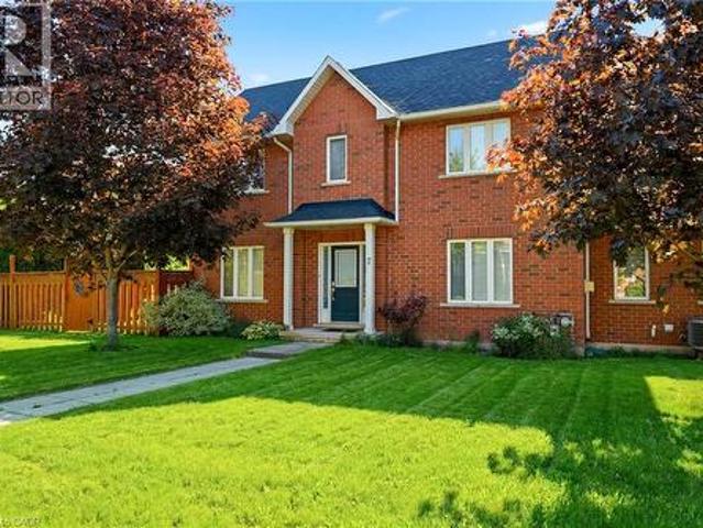 1745 Creek Way Unit# 7, Burlington, ON, L7L 7E1 townhouse for sale | Listing ID 40862 | Royal LePage