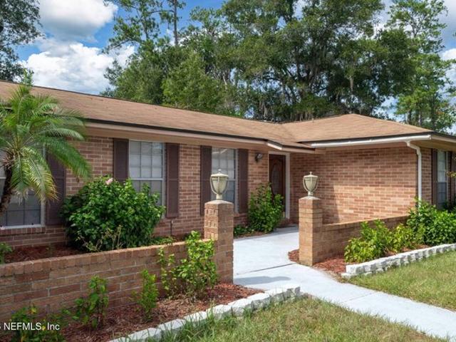 1746 Winfred Dr W, Orange Park, FL 32073
