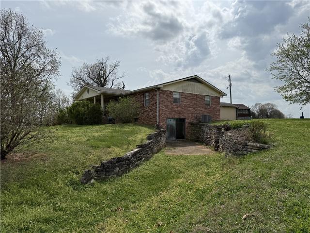 17477 Hwy 7 North