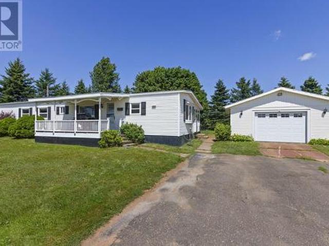 17478 Route 2, Charlottetown, PE, C1E 0W2 house for sale | Listing ID 202618 | Royal LePage