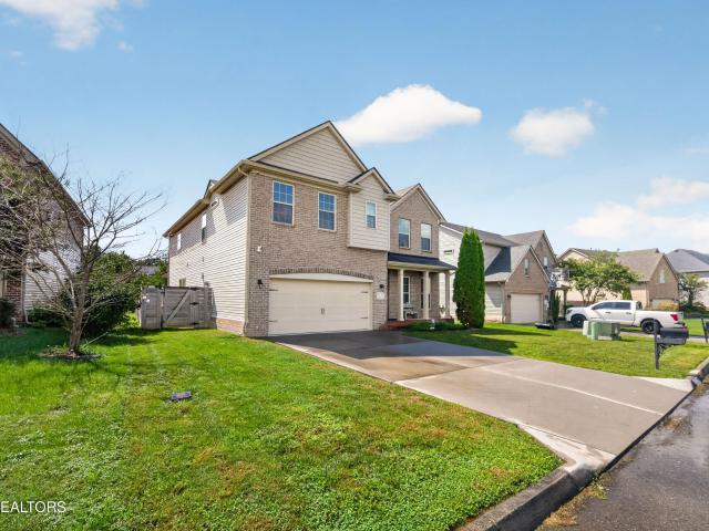 1747 Glen Shady Blvd