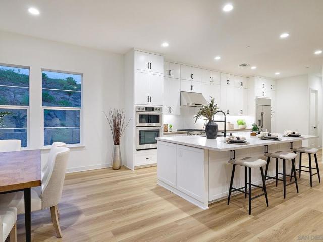 1748 Ishihara Rd