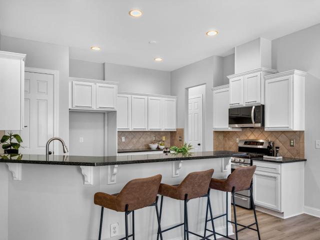 1748 Laurel Park Place