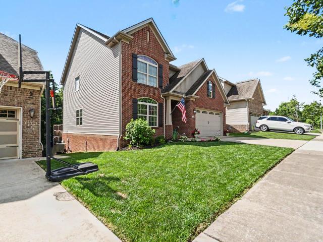 1748 Sandhurst Cove