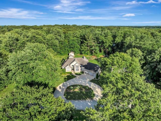 1749 Bittersweet Drive, St. Anne, us, il